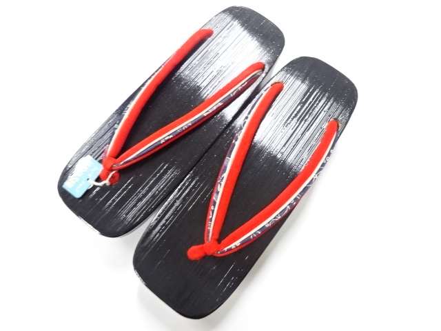 漆塗り　桐下駄(23センチ)